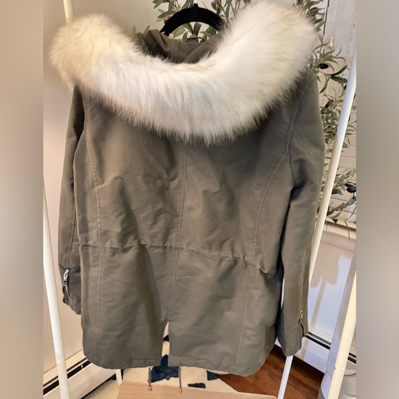 T Tahari “Jackie” hooded anorak with removable faux fur trim Size :L - Picture 11 of 16